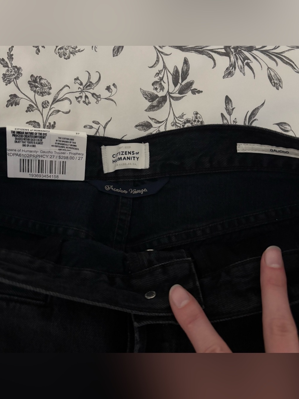 Citizens Of Humanity Deep Black High-Rise Wide Leg Jeans - Picture 3 of 6